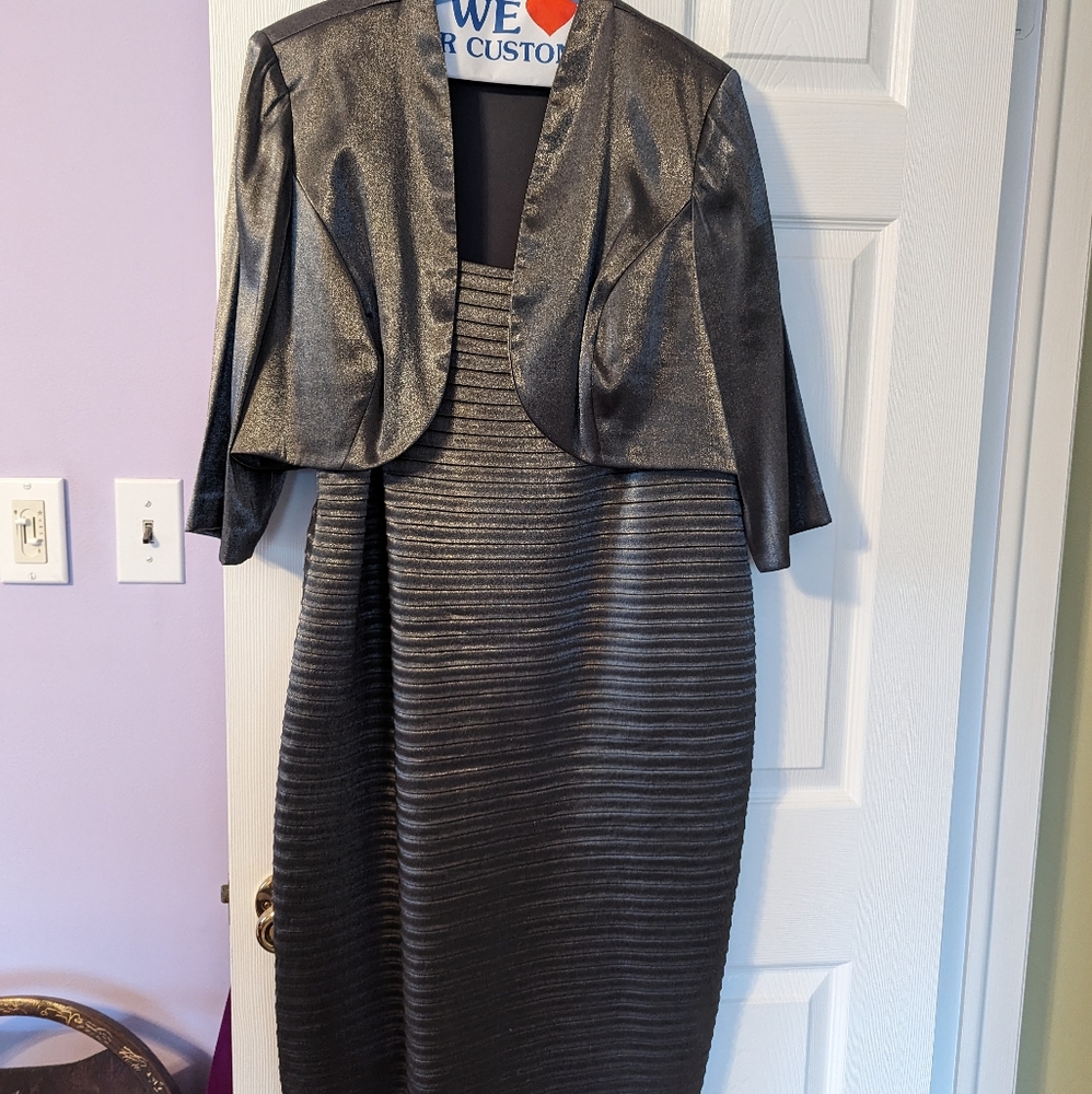 Dressbarn Silver/Gray 2 PC dress